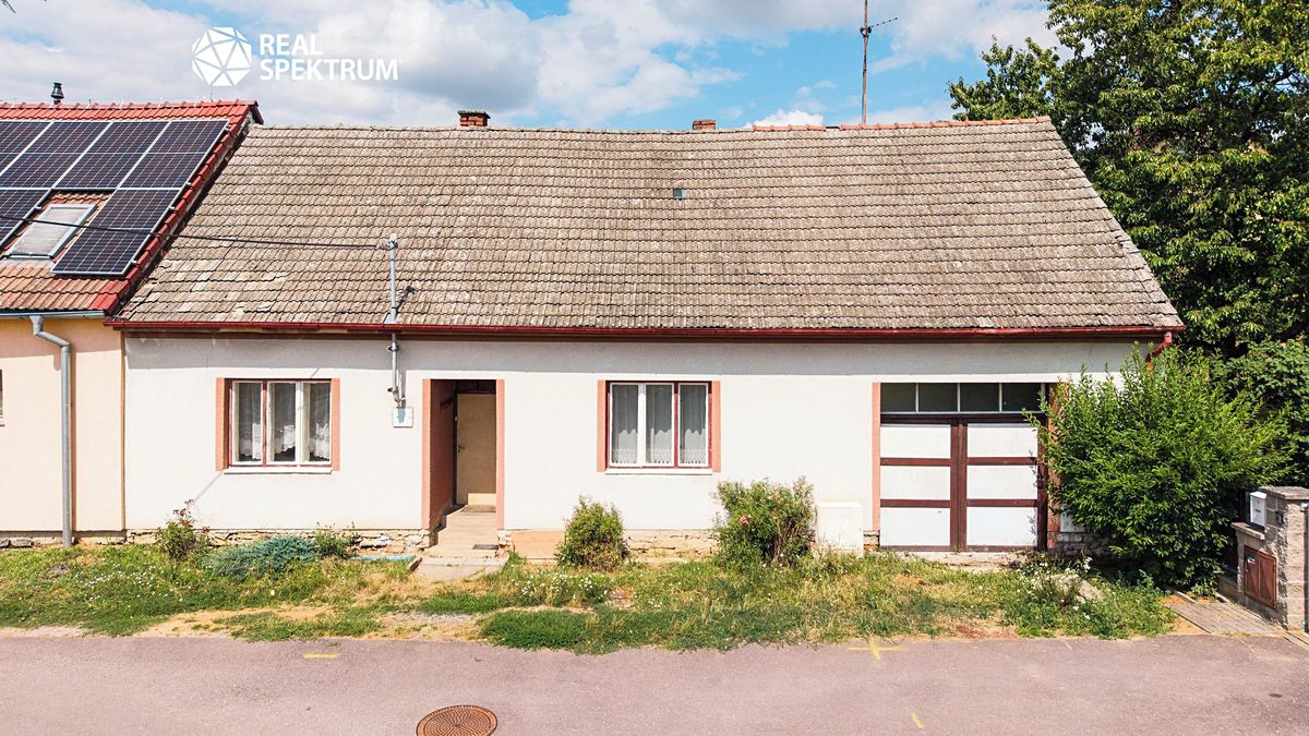 Prodej rodinného domu 120 m², pozemek 1007 m²